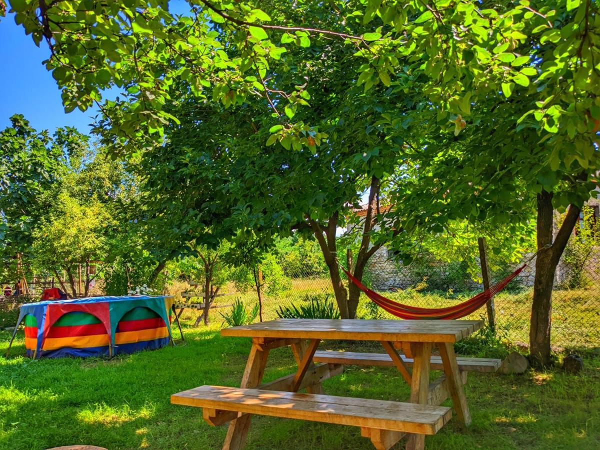 Veli Guest House • Საოჯახო Სასტუმრო Ველი Zemo Alvani Kültér fotó